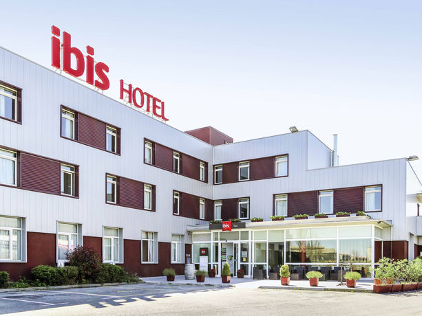 Imagen general del Hotel Ibis Irun. Foto 8