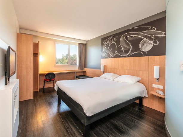 Imagen de la habitación del Hotel Ibis Issoire. Foto 10