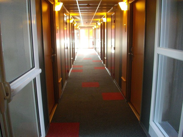 Imagen de los interiores del Hotel Ibis Issoire. Foto 18