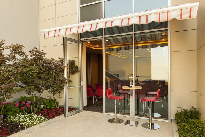 Imagen general del Hotel Ibis Istanbul Esenyurt. Foto 2