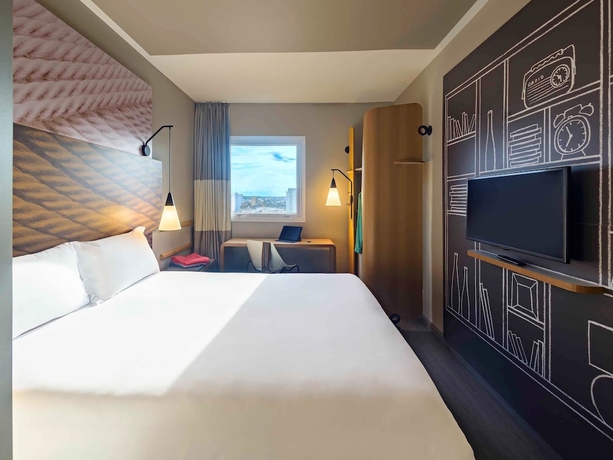 Imagen de la habitación del Hotel Ibis Jacarei. Foto 15