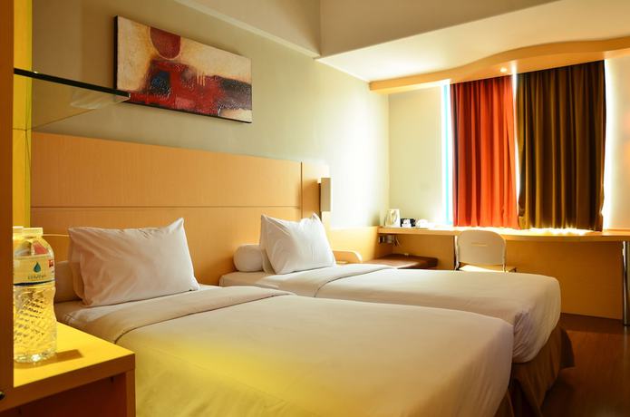 Imagen de la habitación del Hotel Ibis Jakarta Arcadia. Foto 2