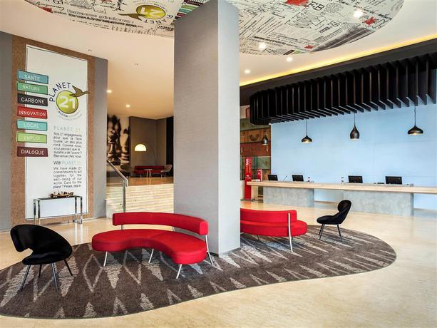 Imagen de los interiores del Hotel Ibis Jakarta Harmoni. Foto 20