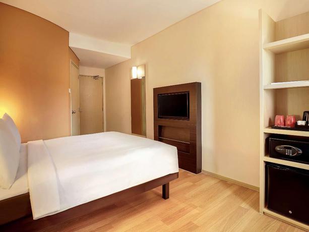Imagen de la habitación del Hotel Ibis Jakarta Harmoni. Foto 11