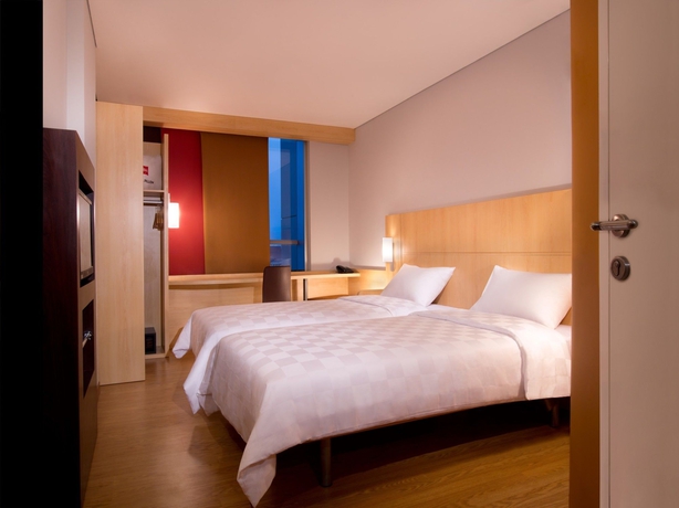 Imagen de la habitación del Hotel Ibis Jakarta Senen. Foto 4