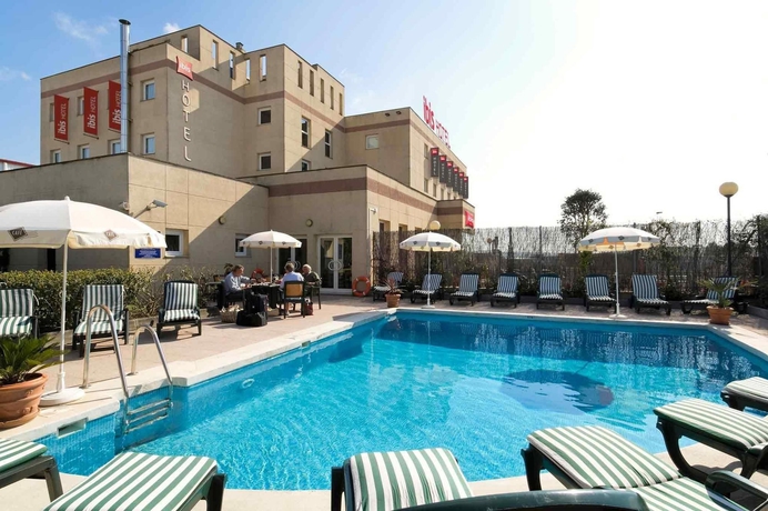 Imagen general del Hotel Ibis Jerez De La Frontera. Foto 1