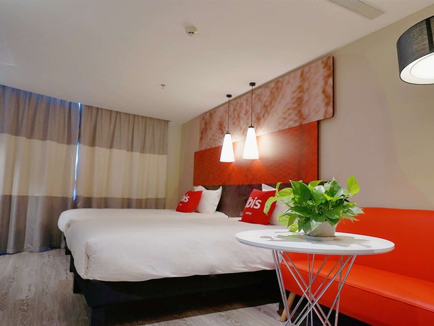 Imagen general del Hotel Ibis Jiayuguan Railway Station. Foto 2