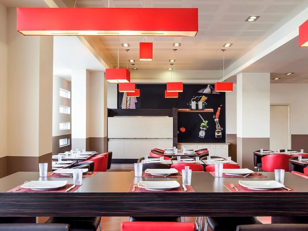 Imagen del bar/restaurante del Hotel Ibis Juarez Consulado. Foto 2