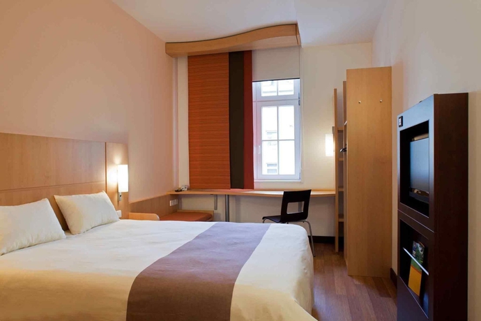 Imagen de la habitación del Hotel Ibis Karlsruhe Hauptbahnhof. Foto 13