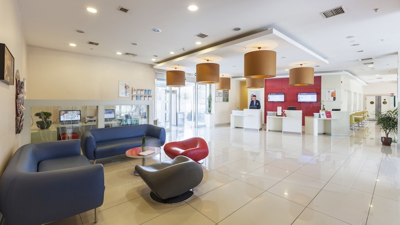 Imagen de los interiores del Hotel Ibis Kayseri. Foto 19