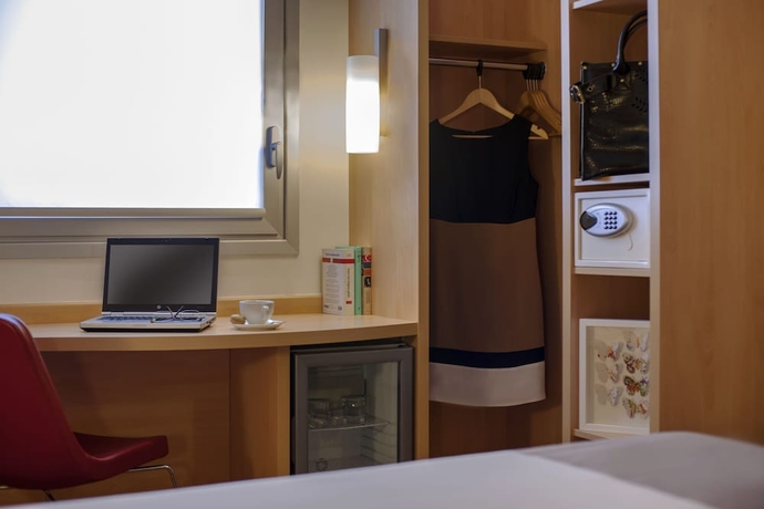 Imagen de la habitación del Hotel Ibis Kayseri. Foto 7