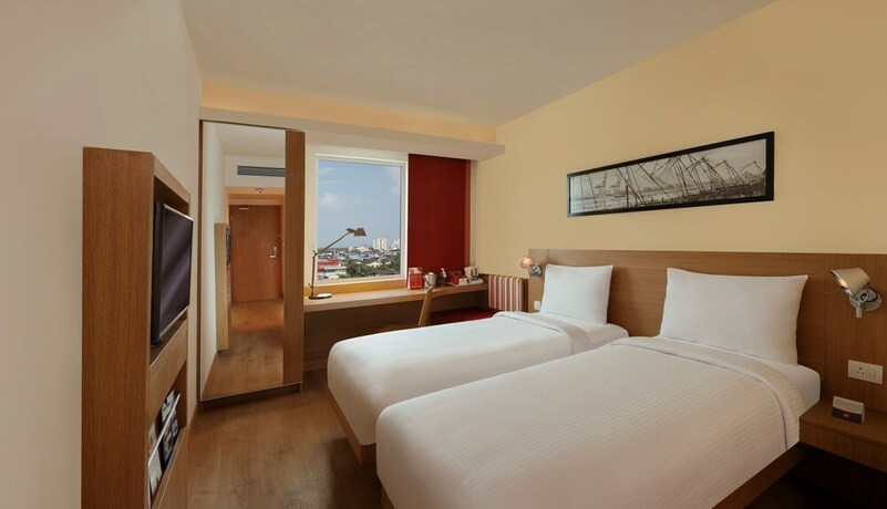 Imagen de la habitación del Hotel Ibis Kochi City Centre. Foto 19