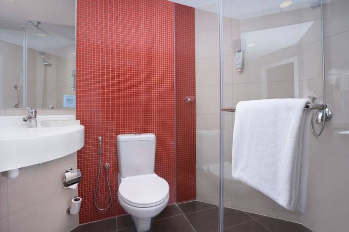 Imagen de la habitación del Hotel Ibis Kochi City Centre. Foto 20