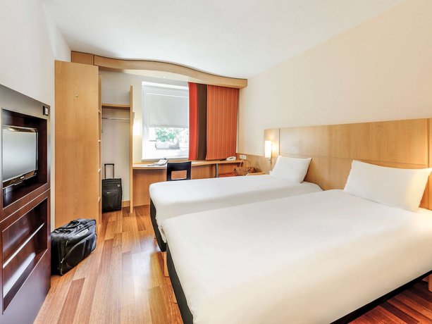 Imagen de la habitación del Hotel Ibis Konstanz. Foto 7