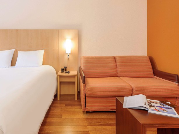 Imagen de la habitación del Hotel Ibis Konstanz. Foto 11