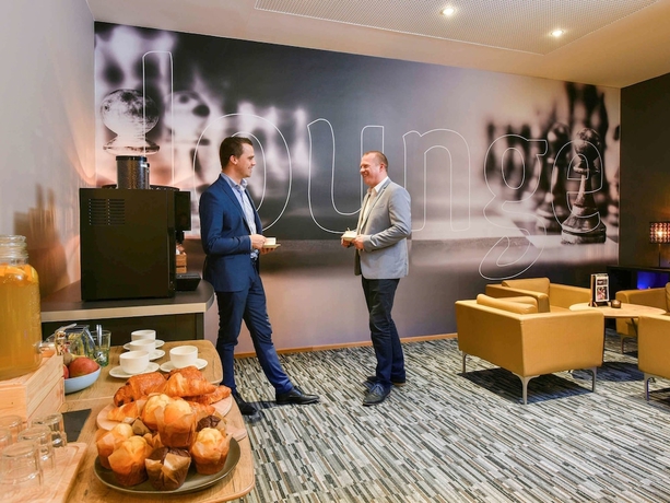 Imagen del bar/restaurante del Hotel Ibis Kortrijk Centrum. Foto 3