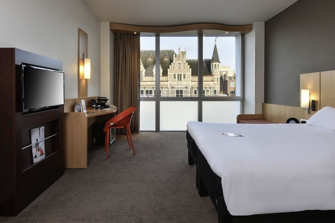 Imagen de la habitación del Hotel Ibis Kortrijk Centrum. Foto 18