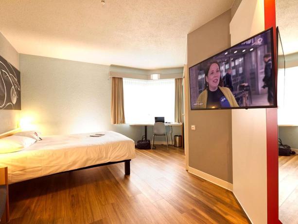 Imagen de la habitación del Hotel Ibis K&ouml;ln Messe. Foto 10