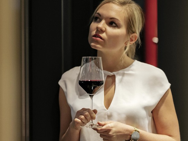 Imagen del bar/restaurante del Hotel Ibis Köln Messe. Foto 3