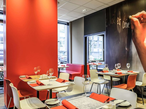 Imagen del bar/restaurante del Hotel Ibis Köln Messe. Foto 9