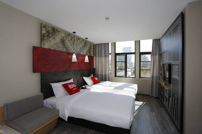 Imagen del bar/restaurante del Hotel Ibis Kunming Beijing Rd. Foto 3