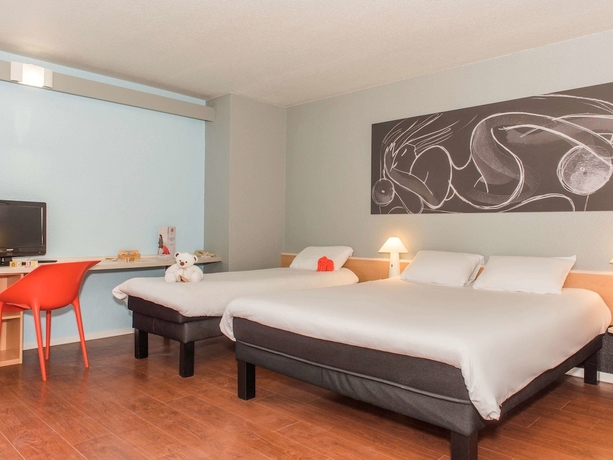 Imagen de la habitación del Hotel Ibis La Bresse Gerardmer. Foto 15