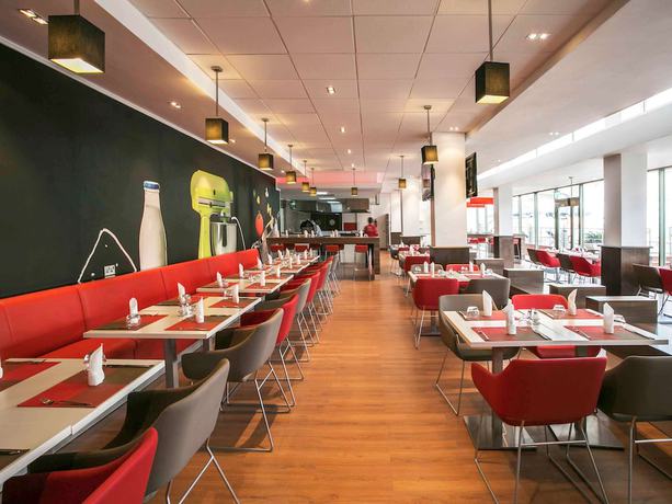 Imagen del bar/restaurante del Hotel Ibis Lagos Ikeja. Foto 3