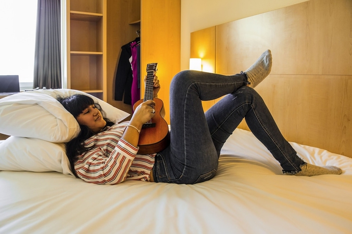 Imagen de la habitación del Hotel Ibis Lausanne Centre. Foto 9