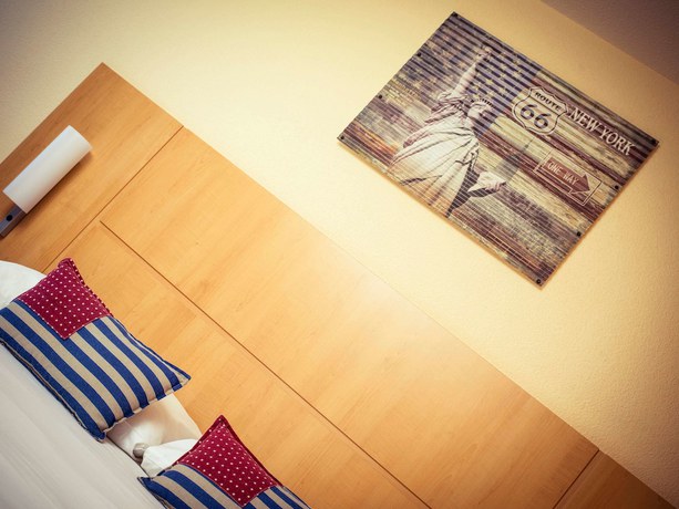 Imagen de la habitación del Hotel Ibis Lausanne Crissier. Foto 9