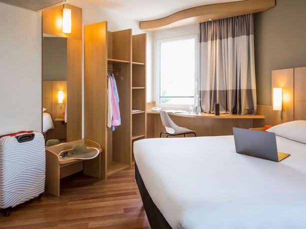 Imagen de la habitación del Hotel Ibis Lausanne Crissier. Foto 13