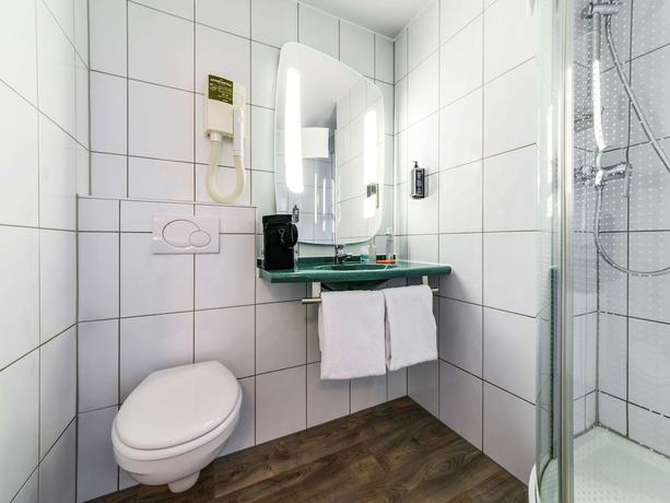 Imagen de la habitación del Hotel Ibis Lausanne Crissier. Foto 20