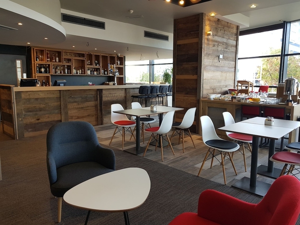 Imagen del bar/restaurante del Hotel Ibis Leicester City. Foto 3