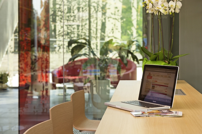 Imagen de los interiores del Hotel Ibis Leuven Heverlee. Foto 15