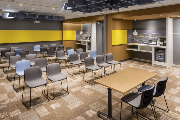 Imagen de los interiores del Hotel Ibis Lille Centre Gares. Foto 15