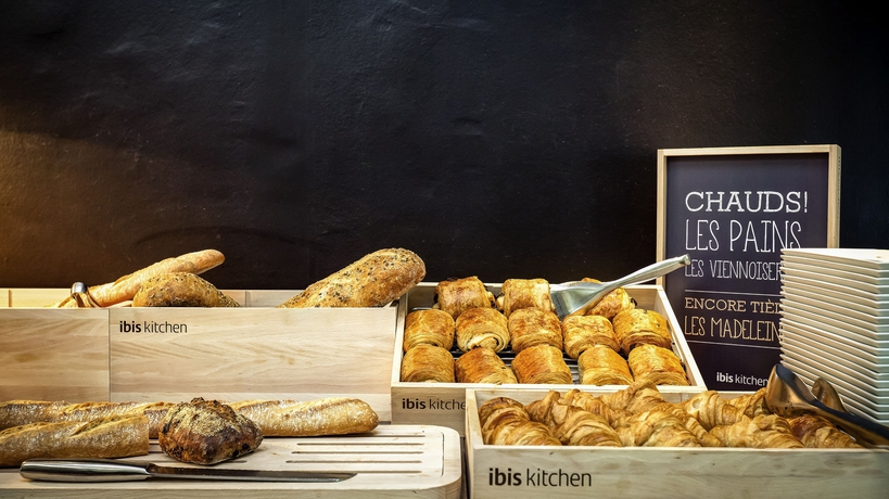 Imagen del bar/restaurante del Hotel Ibis Lille Centre Gares. Foto 2