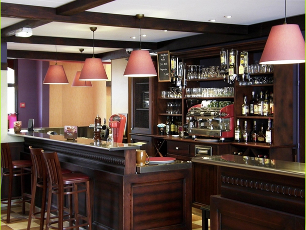 Imagen del bar/restaurante del Hotel Ibis Lille Lomme Centre. Foto 6