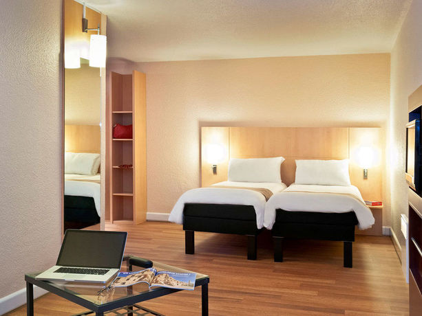 Imagen de los interiores del Hotel Ibis Lille Tourcoing Centre. Foto 11