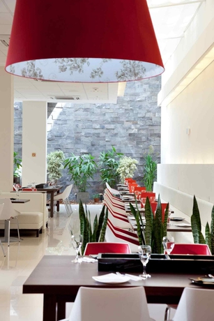 Imagen del bar/restaurante del Hotel Ibis Lima Larco Miraflores. Foto 7