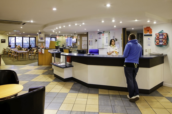 Imagen de los interiores del Hotel Ibis Lincoln. Foto 19