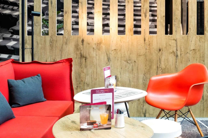 Imagen del bar/restaurante del Hotel Ibis Linz City. Foto 5