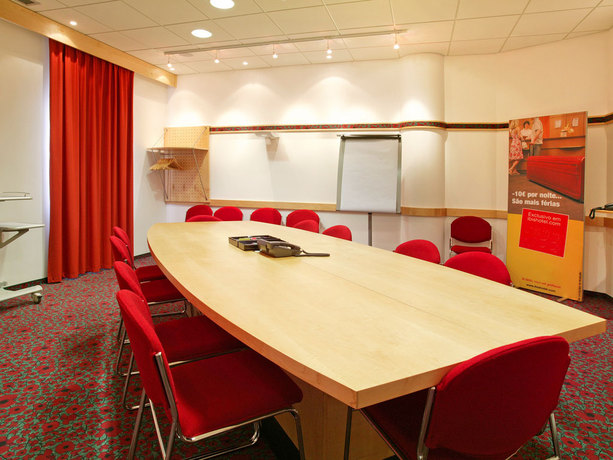 Imagen general del Hotel Ibis Lisboa Alfragide. Foto 12