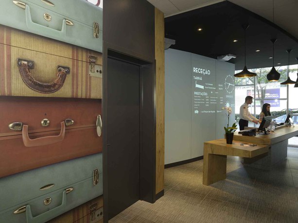 Imagen general del Hotel Ibis Lisboa Parque Das Naçoes. Foto 4