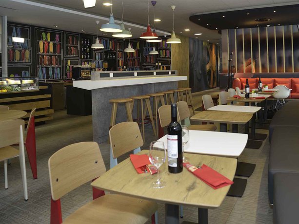 Imagen general del Hotel Ibis Lisboa Parque Das Naçoes. Foto 5