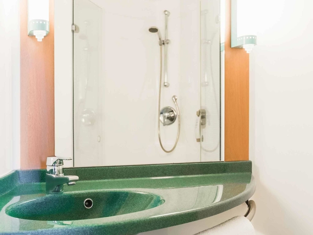 Imagen de la habitación del Hotel Ibis Liverpool Centre Albert Dock – Liverpool One. Foto 12