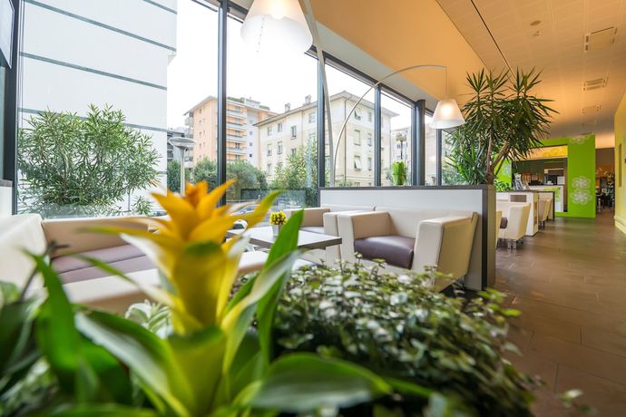 Imagen de los interiores del Hotel Ibis Locarno. Foto 20