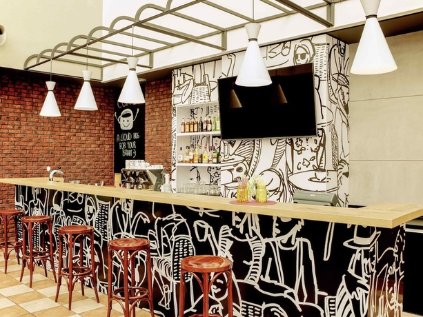 Imagen del bar/restaurante del Hotel Ibis Lodz Centrum. Foto 4