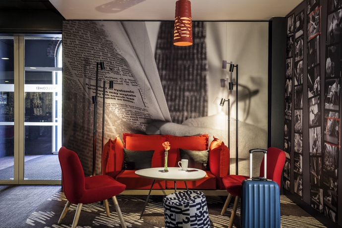 Imagen de los interiores del Hotel Ibis London Barking. Foto 19