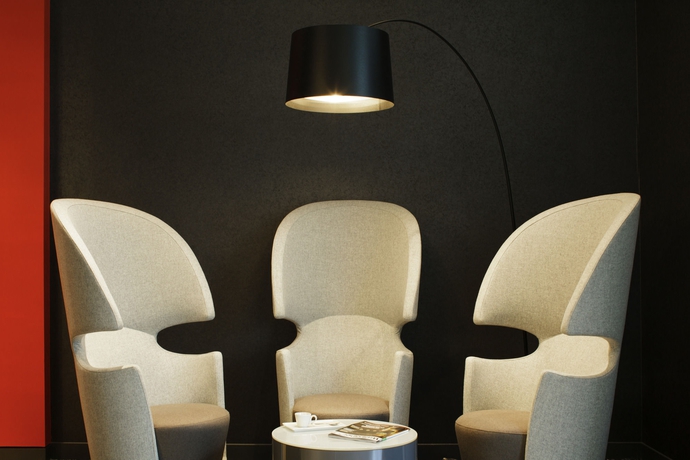 Imagen de la piscina del Hotel Ibis London Blackfriars. Foto 15