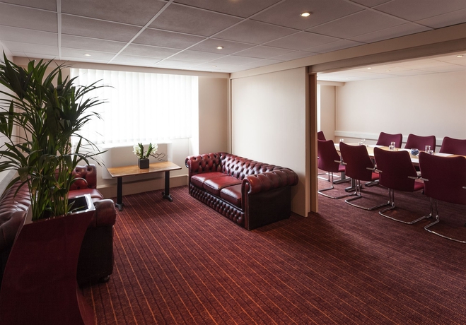 Imagen de los interiores del Hotel Ibis London Earls Court. Foto 13