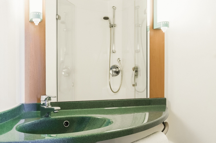 Imagen de la habitación del Hotel Ibis London Excel-Docklands. Foto 8